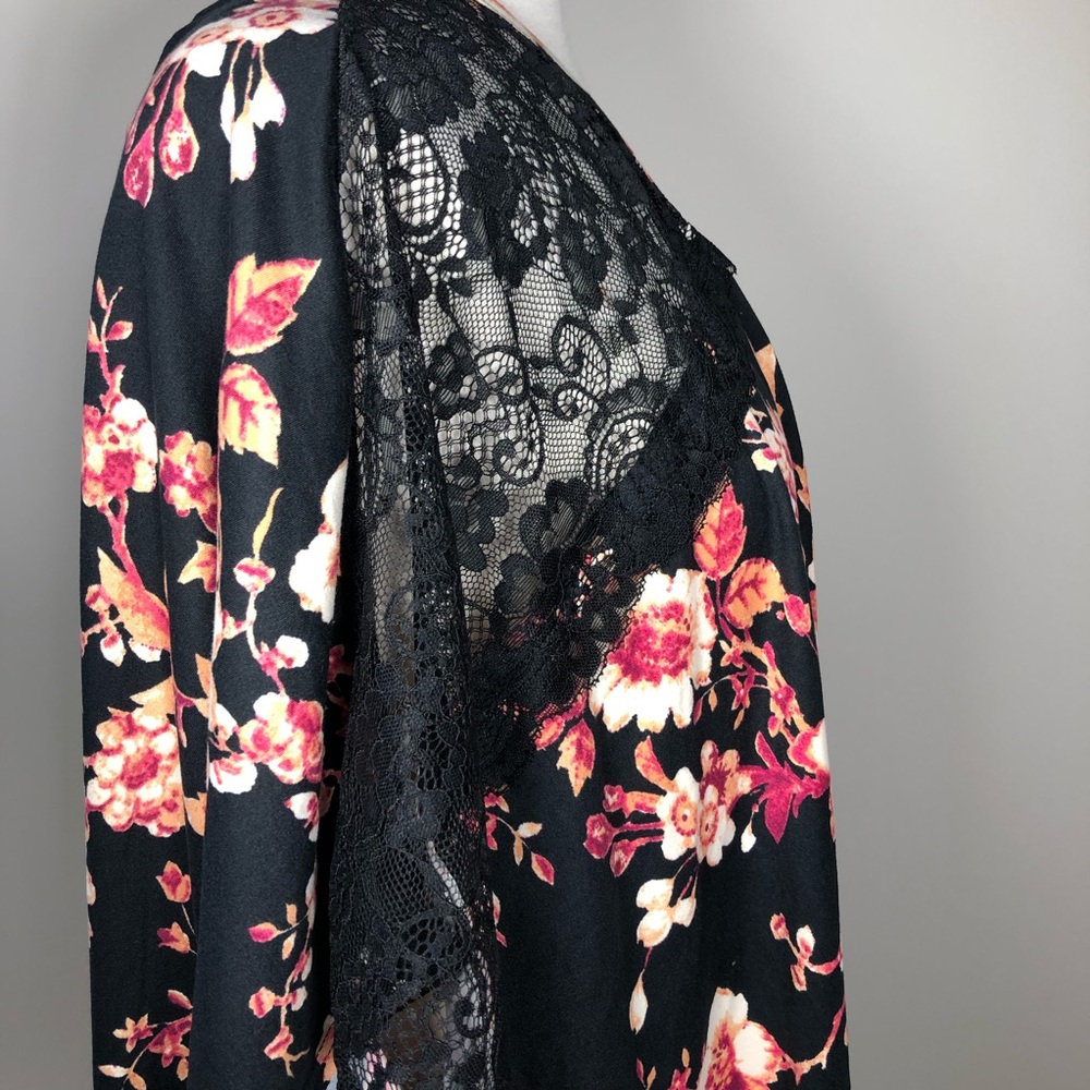 Sweet Rain NWT Black Floral and Lace Kimono Swimsuit Coverup - Picture 4 of 8